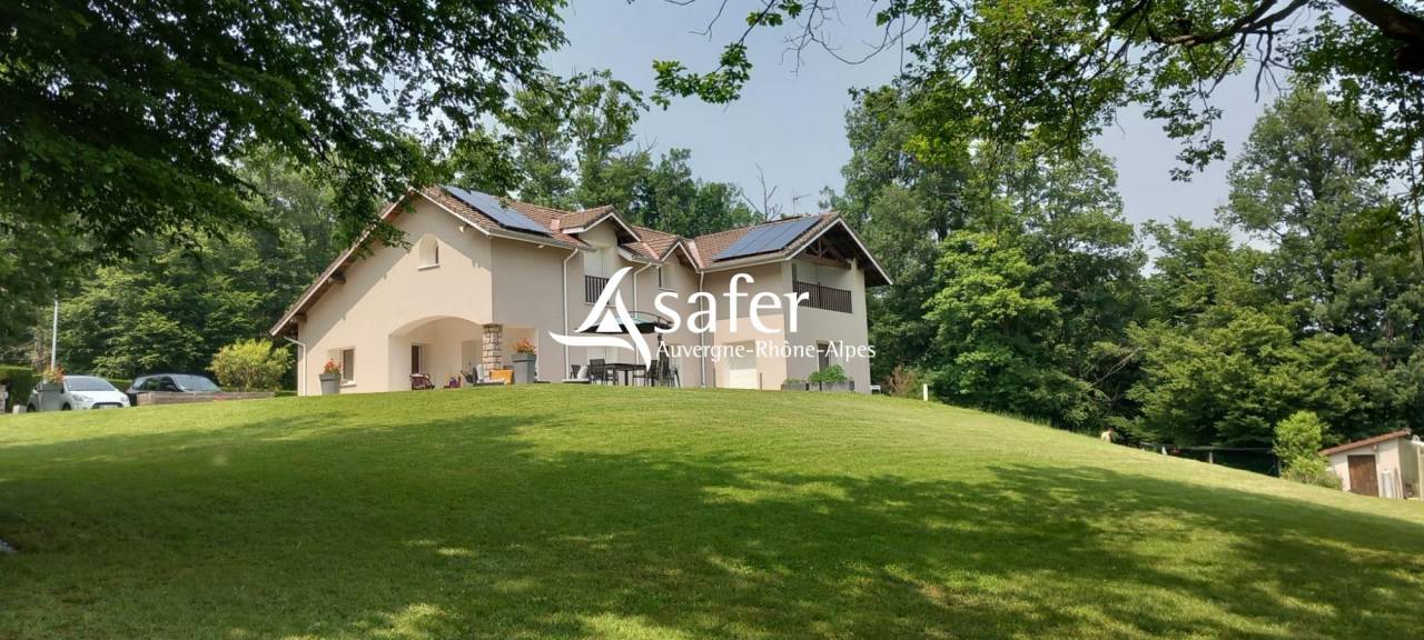 Explotaci&oacute;n agr&iacute;cola En venta Loira