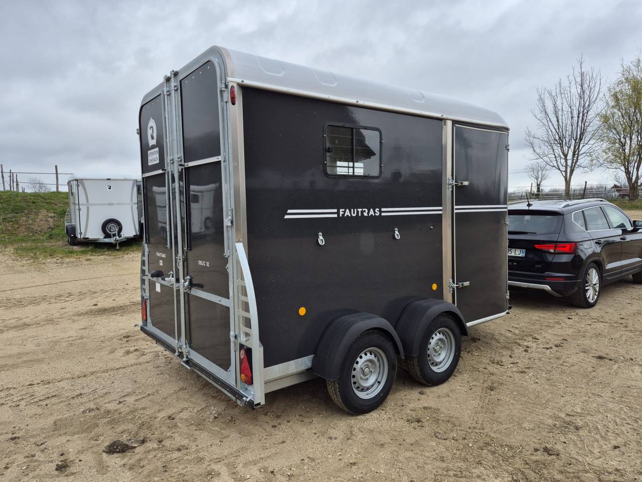 Van caballos Fautras Oblic X2 2 Caballos 2026 Nuevo