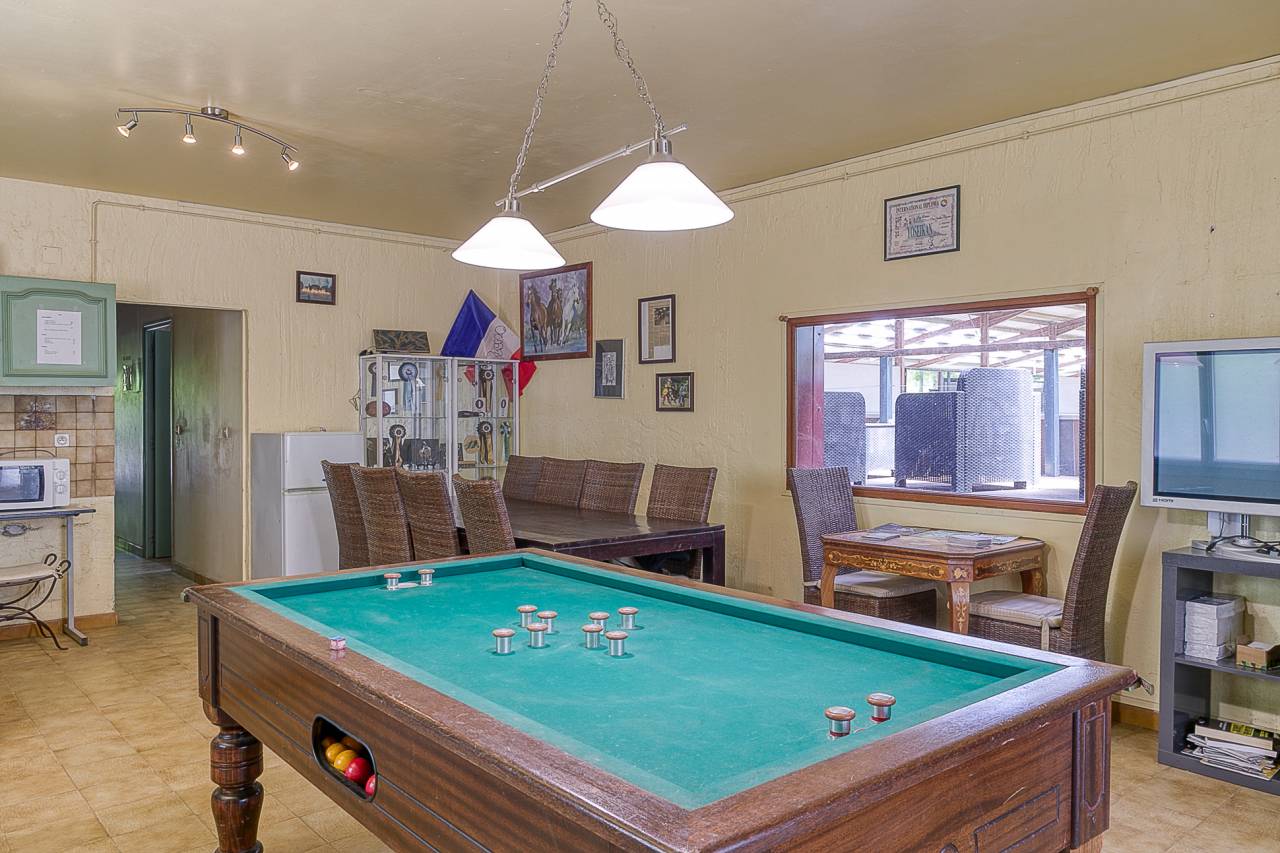 Cuadra de propietarios En venta Altos Pirineos