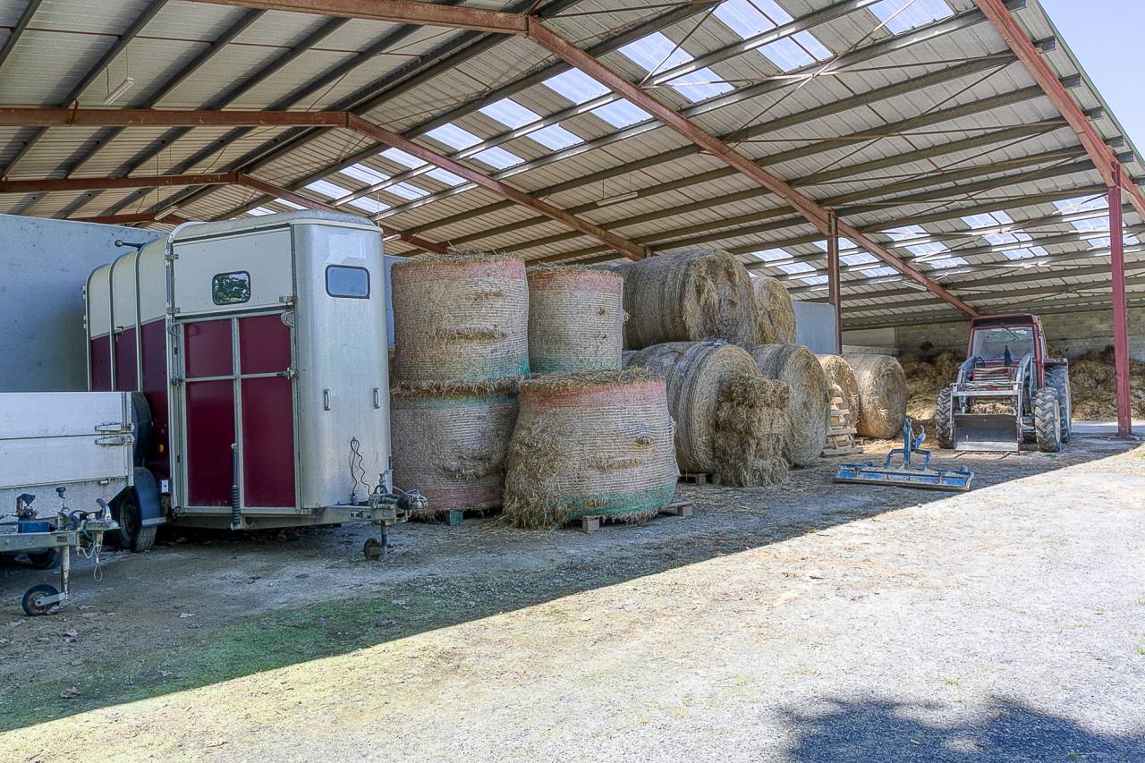 Cuadra de propietarios En venta Altos Pirineos