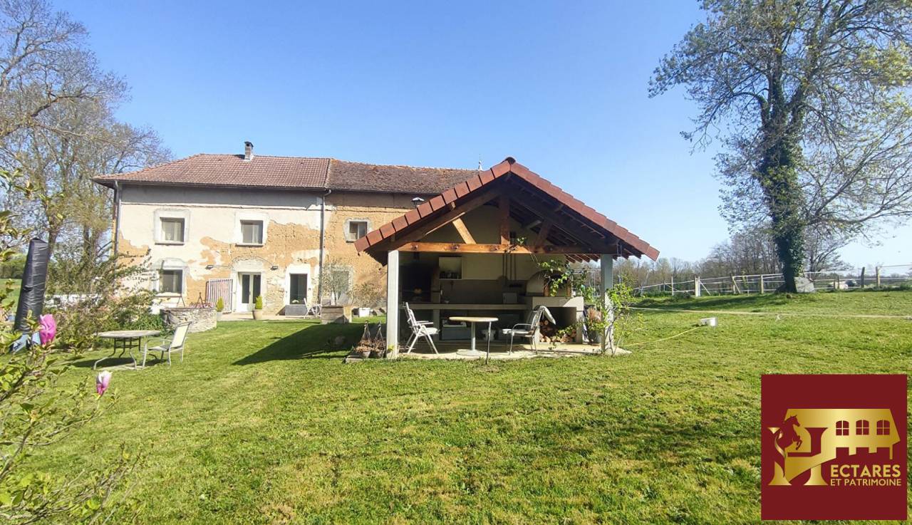 Cuadra de propietarios En venta Is&egrave;re