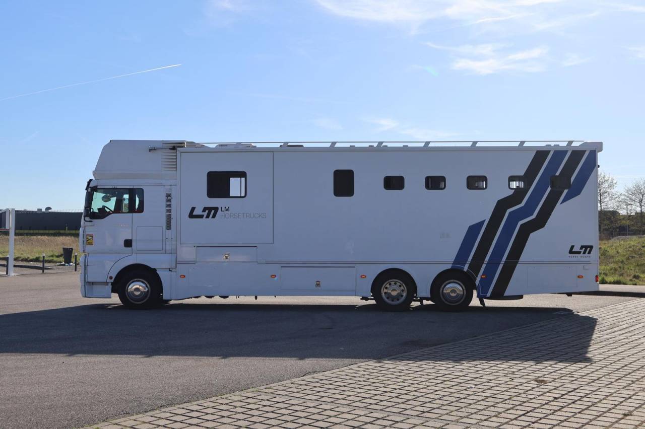 Cami&oacute;n para caballos Man MAN TGA 26.430 JL POP OUT 2006 De segunda mano