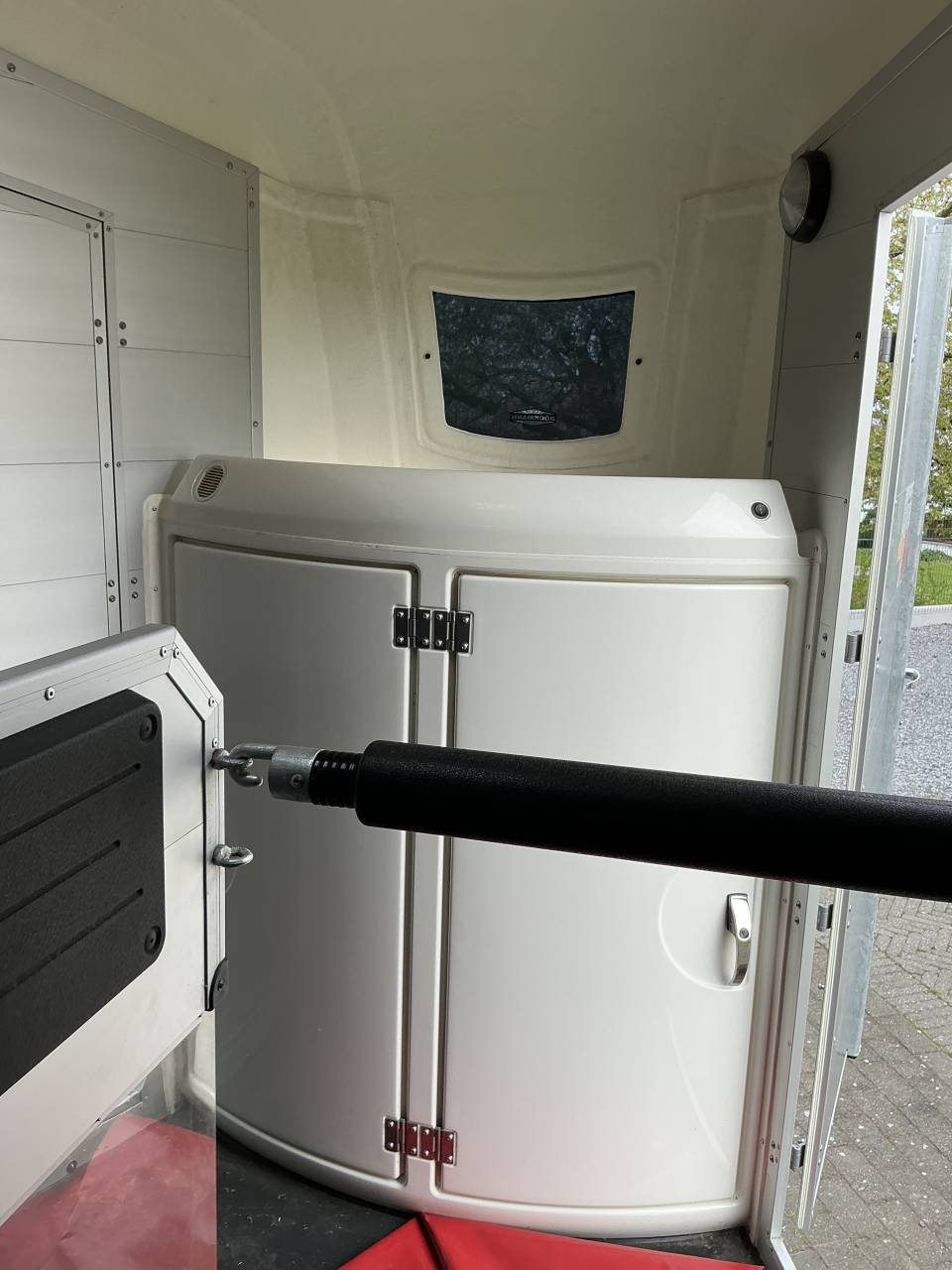 Van caballos Bockmann PORTAX E 2 Caballos 2021 De segunda mano