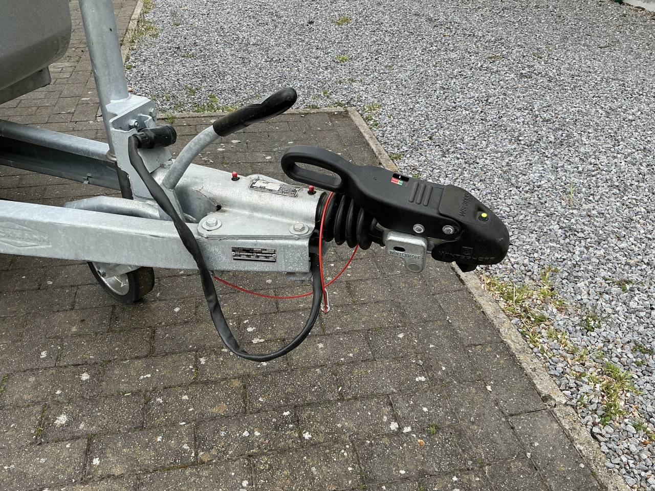 Van caballos Bockmann PORTAX E 2 Caballos 2021 De segunda mano