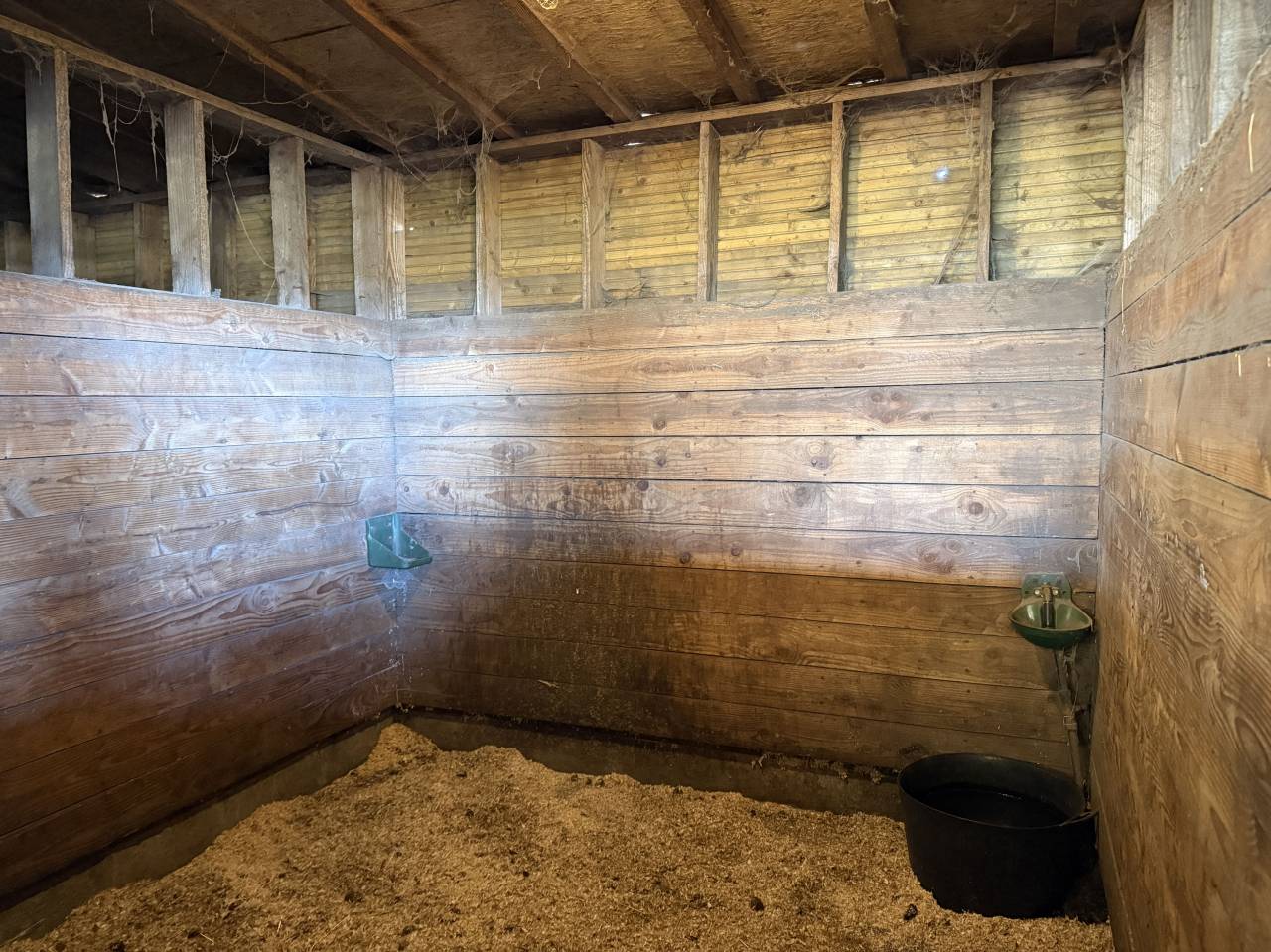 Cuadra de propietarios En venta Gironda