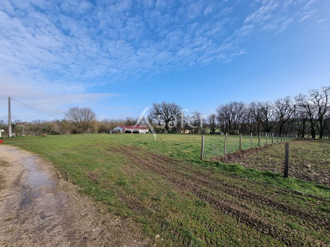 Explotaci&oacute;n porcina En venta Lot