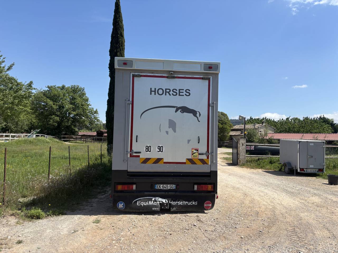 Cami&oacute;n para caballos Renault Prenium 1997 De segunda mano