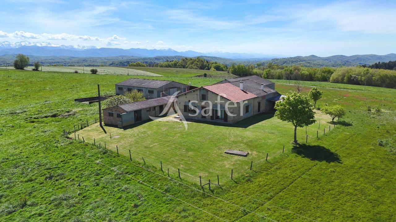 Explotaci&oacute;n agr&iacute;cola En venta Alto Garona