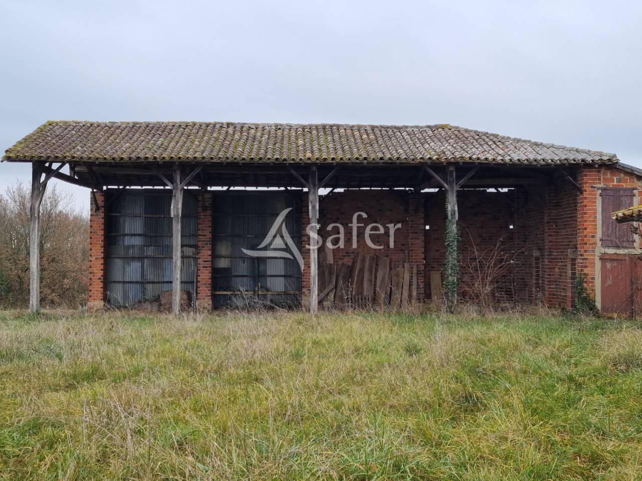 Explotaci&oacute;n agr&iacute;cola En venta Alto Garona