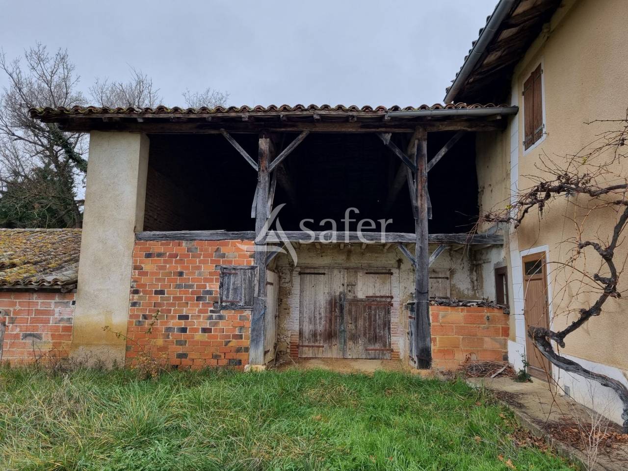 Explotaci&oacute;n agr&iacute;cola En venta Alto Garona