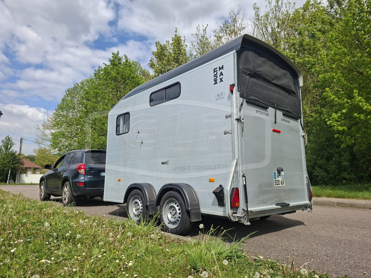Van caballos Cheval Libert&eacute; Multimax 2 Caballos 2023 De segunda mano