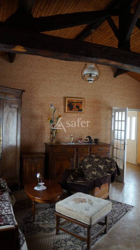 Propiedad ecuestre En venta Vend&eacute;e