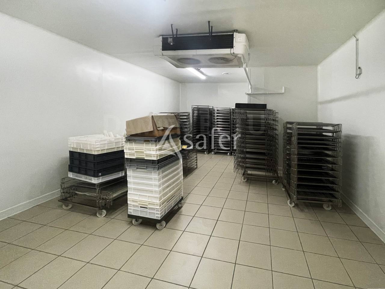 Explotaci&oacute;n agr&iacute;cola En venta Vend&eacute;e