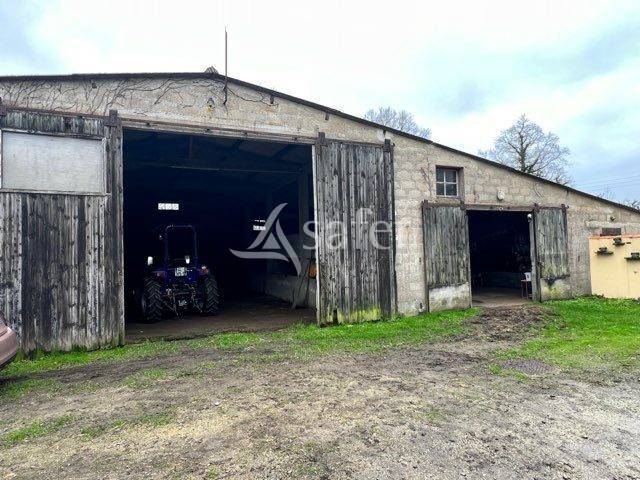 Explotaci&oacute;n agr&iacute;cola En venta Vend&eacute;e
