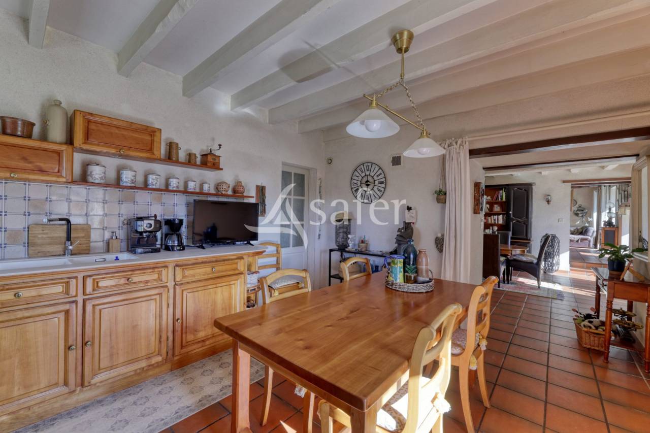 Propiedad ecuestre En venta Vend&eacute;e