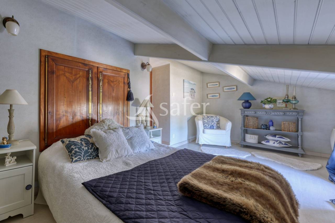 Propiedad ecuestre En venta Vend&eacute;e