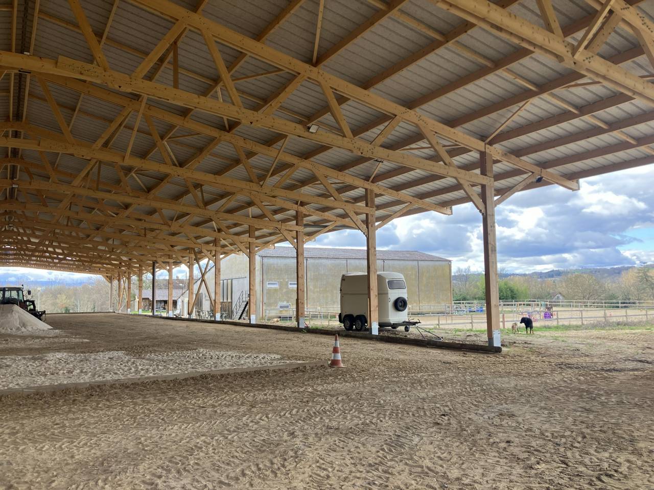 Centro ecuestre En venta Puy-de-D&ocirc;me