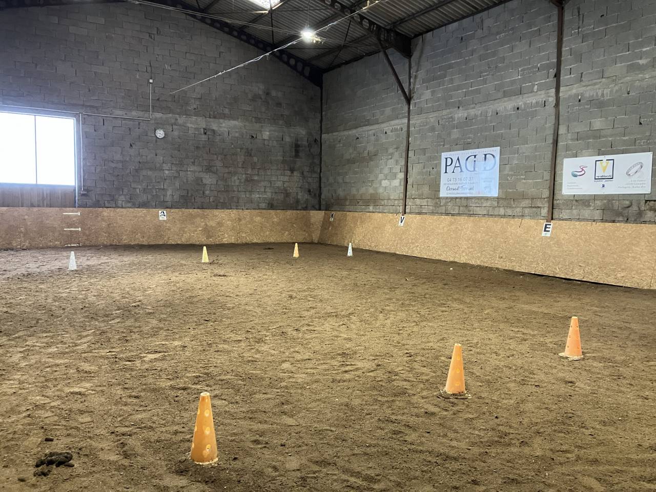 Centro ecuestre En venta Puy-de-D&ocirc;me