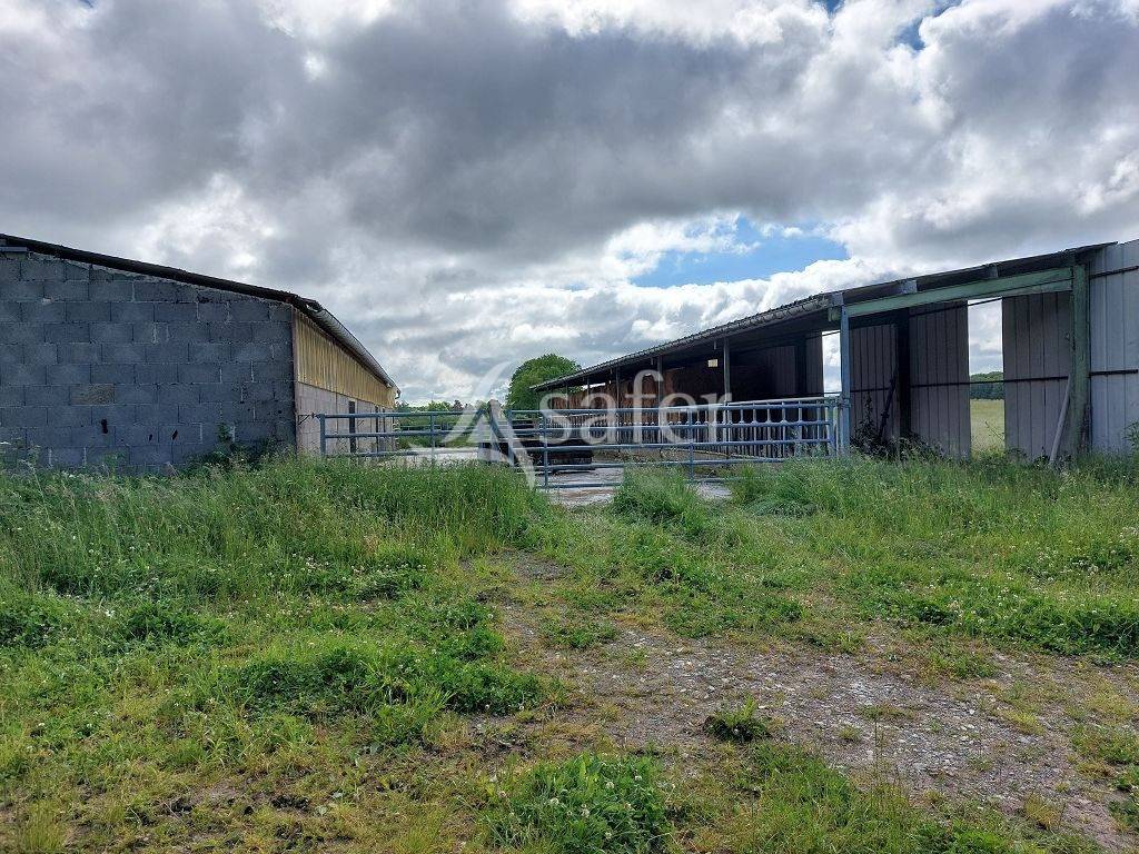 Explotaci&oacute;n agr&iacute;cola En venta Corr&egrave;ze