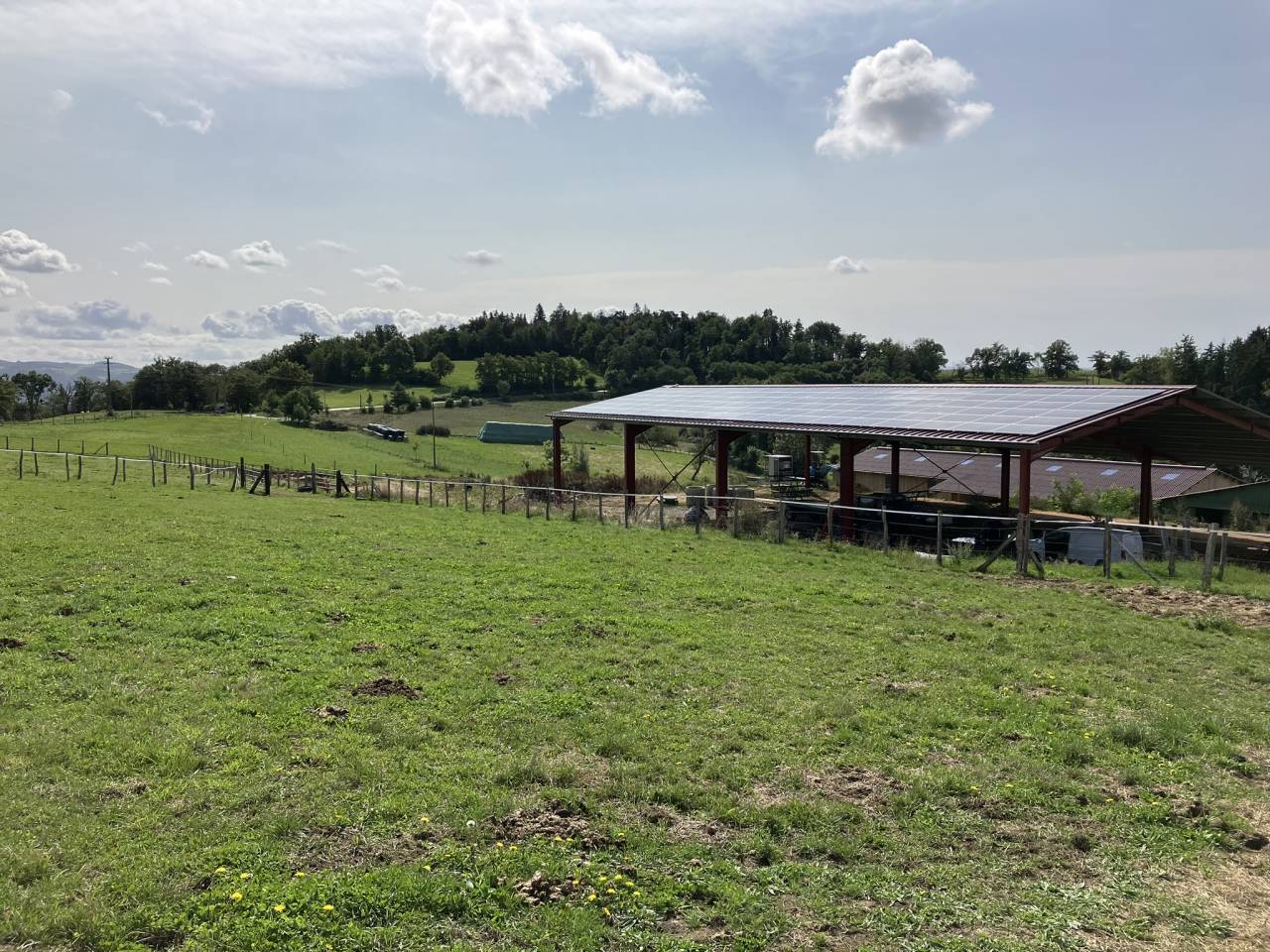 Granja ecuestre En venta R&oacute;dano