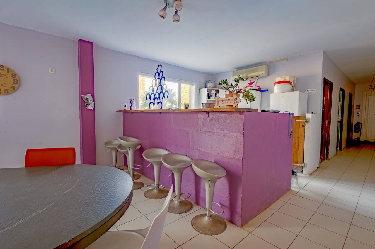 Cuadra de propietarios En venta H&eacute;rault