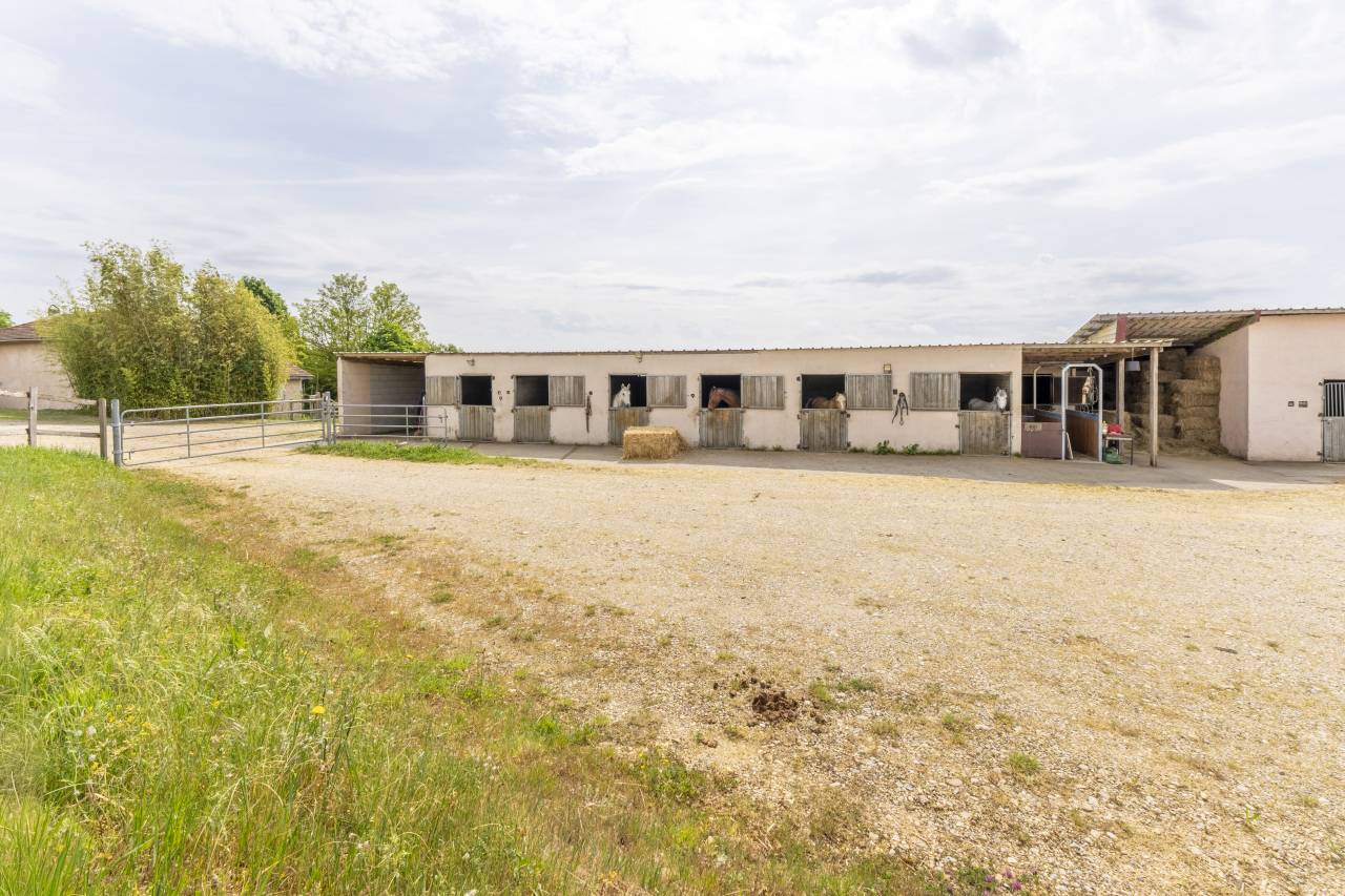 Acaballadero En venta Dr&ocirc;me