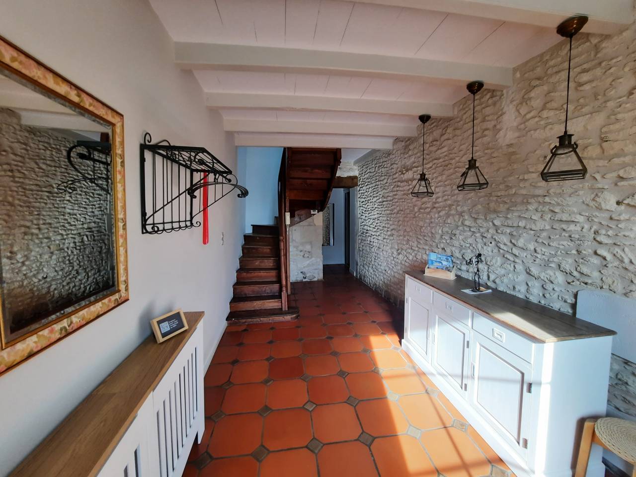 Bonita residencia ecuestre En venta Charente Mar&iacute;timo